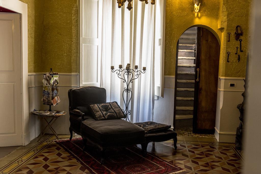Bed and Breakfast Palazzo Delle Viole Ория Экстерьер фото